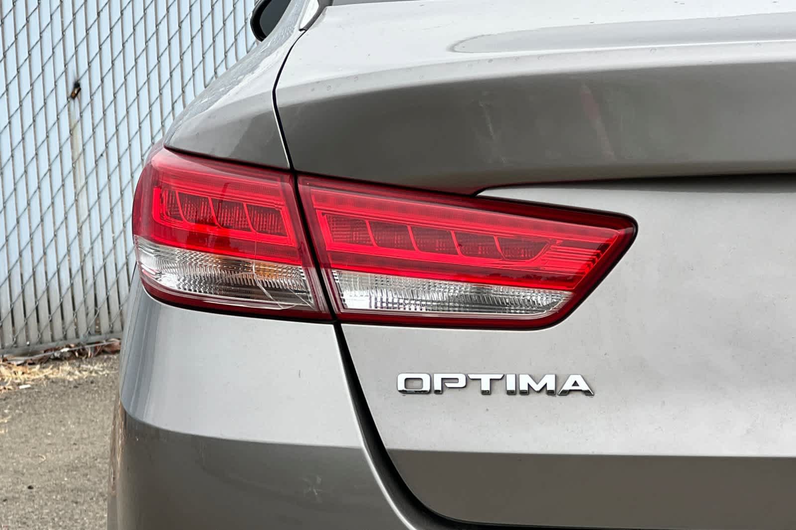 Used 2016 Kia Optima EX FWD image 23
