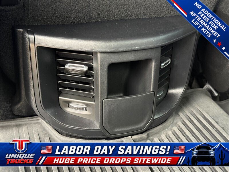 Used 2024 RAM 3500 Tradesman w/ Chrome Appearance Group AWD/4WD image 37