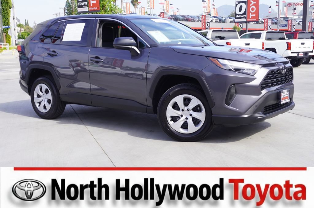 Certified 2025 Toyota RAV4 LE image 1