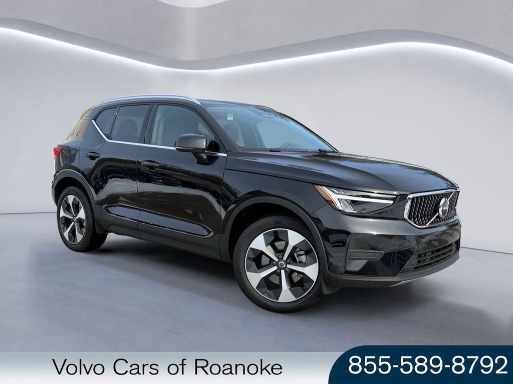 New 2025 Volvo XC40 B5 Core w/ Protection Package Premier image 1