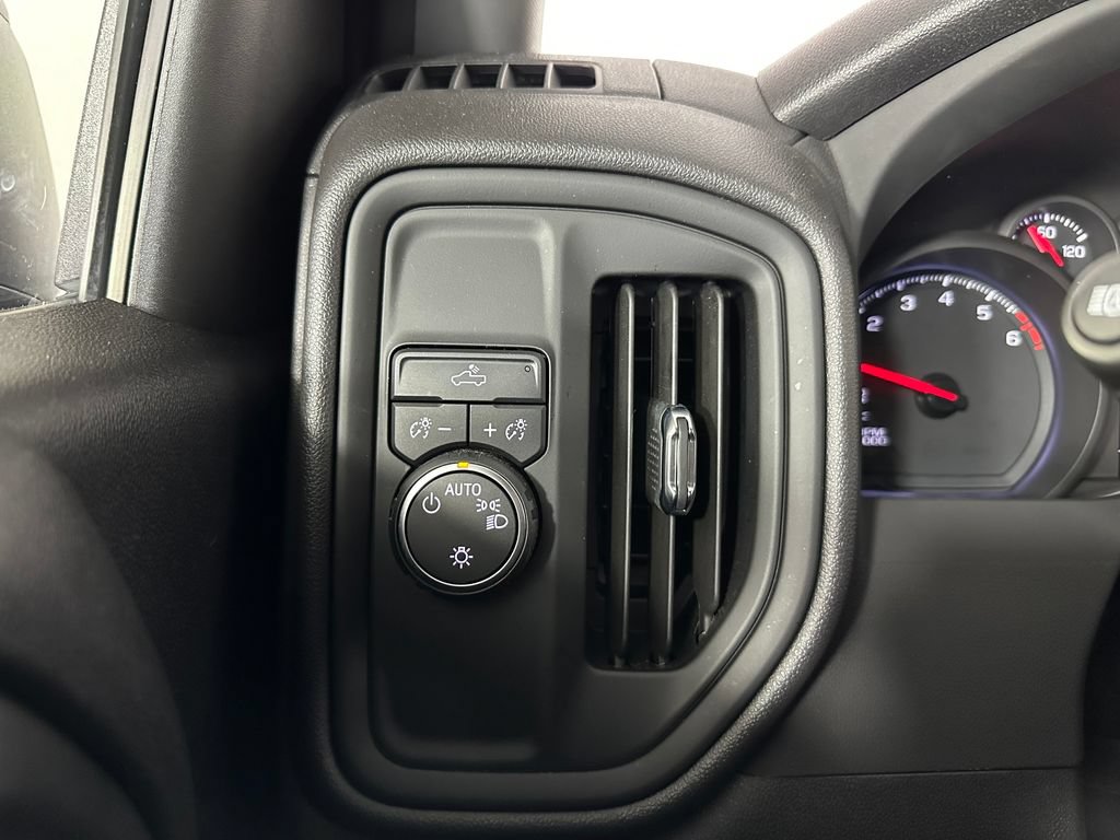 Used 2024 Chevrolet Silverado 1500 Custom RWD image 22