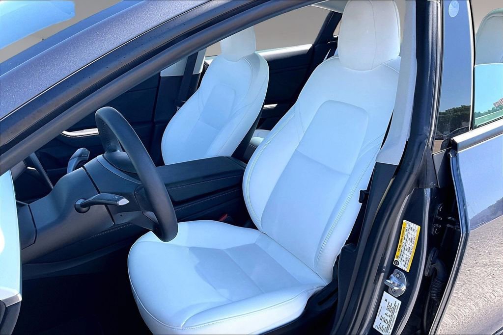 Used 2022 Tesla Model 3 Long Range AWD/4WD image 24