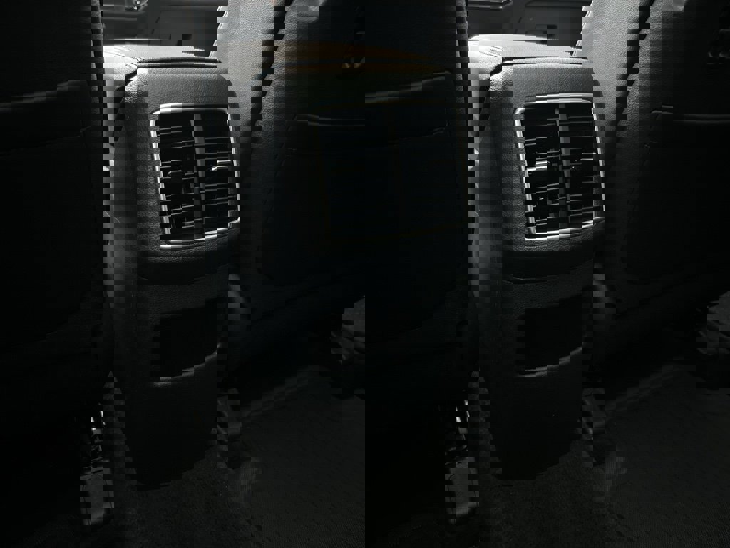 New 2026 Kia Sportage EX image 16