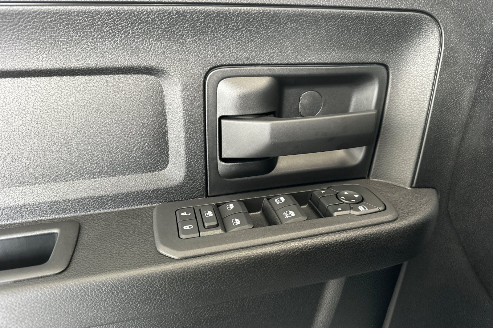New 2026 RAM 2500 Tradesman AWD/4WD image 11
