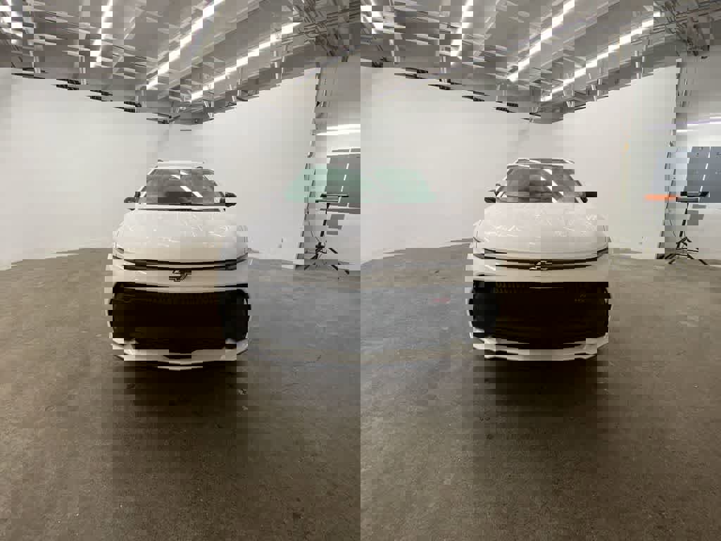 Used 2024 Chevrolet Equinox EV RS image 9