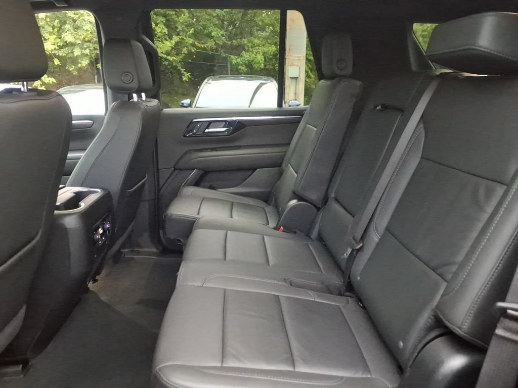 Certified 2025 Chevrolet Tahoe Z71 AWD/4WD image 14