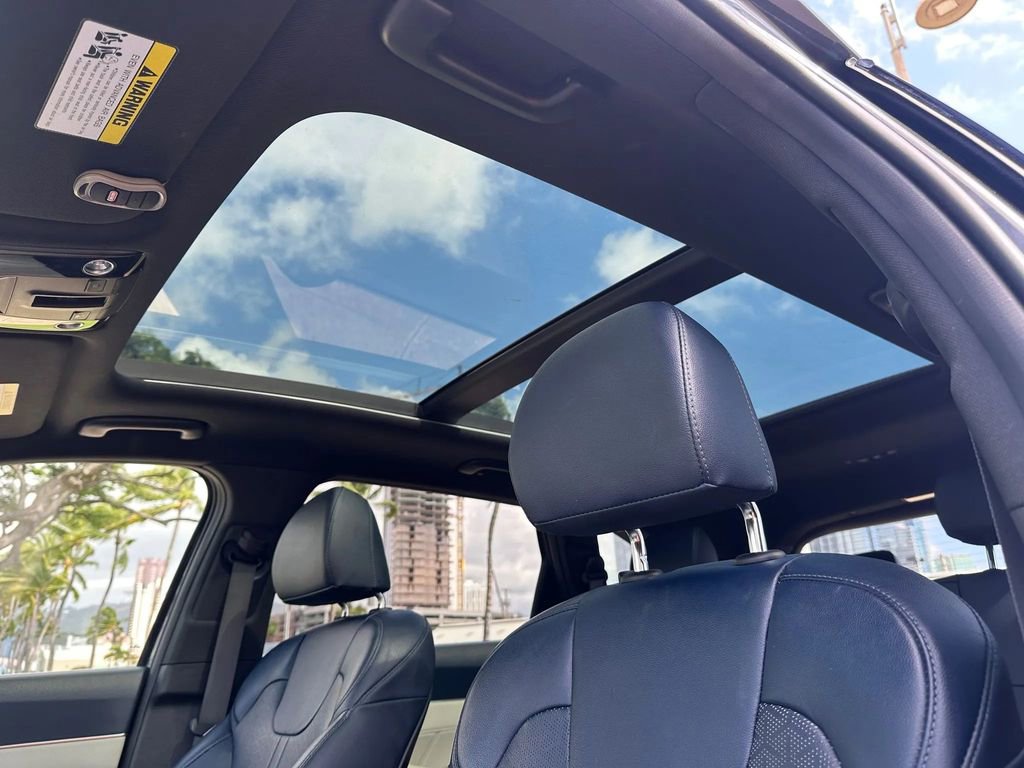Used 2022 Kia Sorento SX Prestige w/ Panoramic Sunroof Package image 20