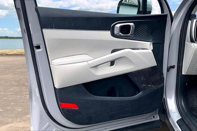 Used 2024 Kia Sorento S w/ Panoramic Sunroof Package image 20
