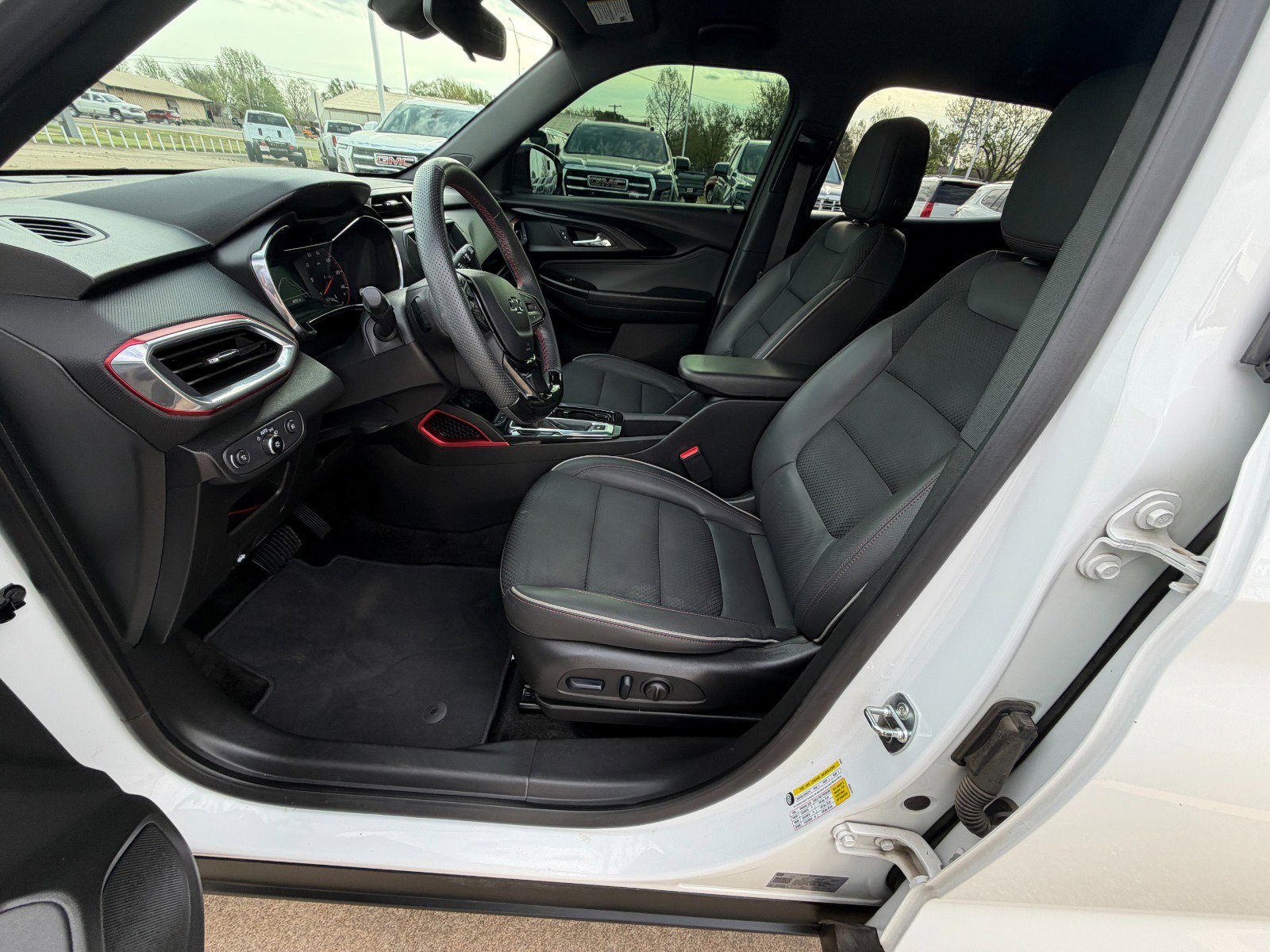 Certified 2023 Chevrolet TrailBlazer RS FWD image 6