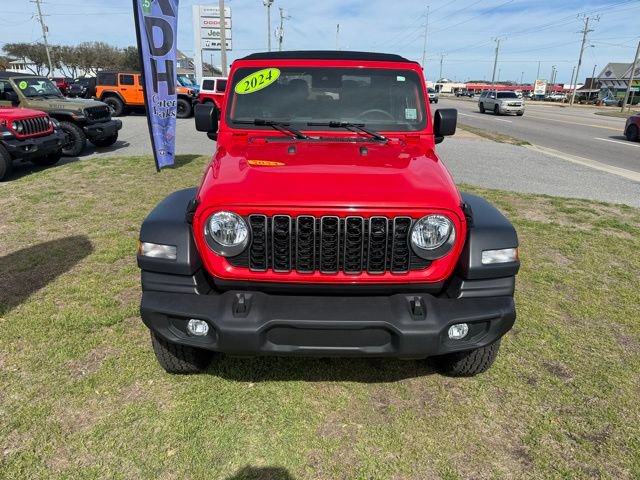 Used 2024 Jeep Wrangler Sport AWD/4WD image 2