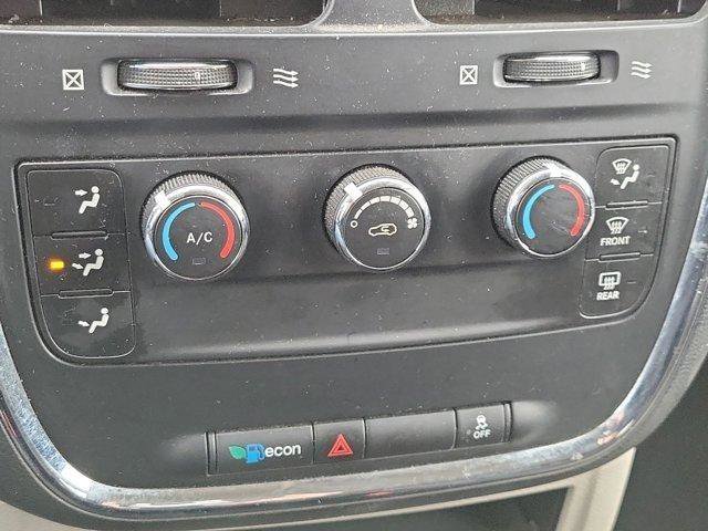 Used 2016 Dodge Grand Caravan SE w/ Quick Order Package 29E SE image 26