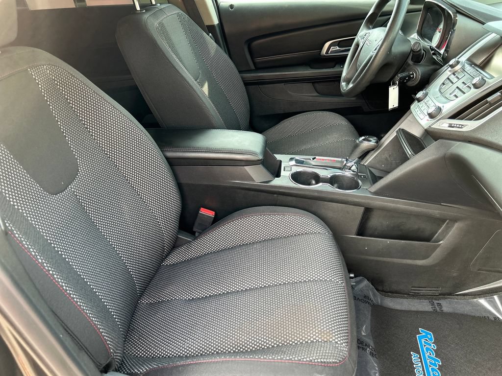 Used 2017 GMC Terrain SLE FWD image 14
