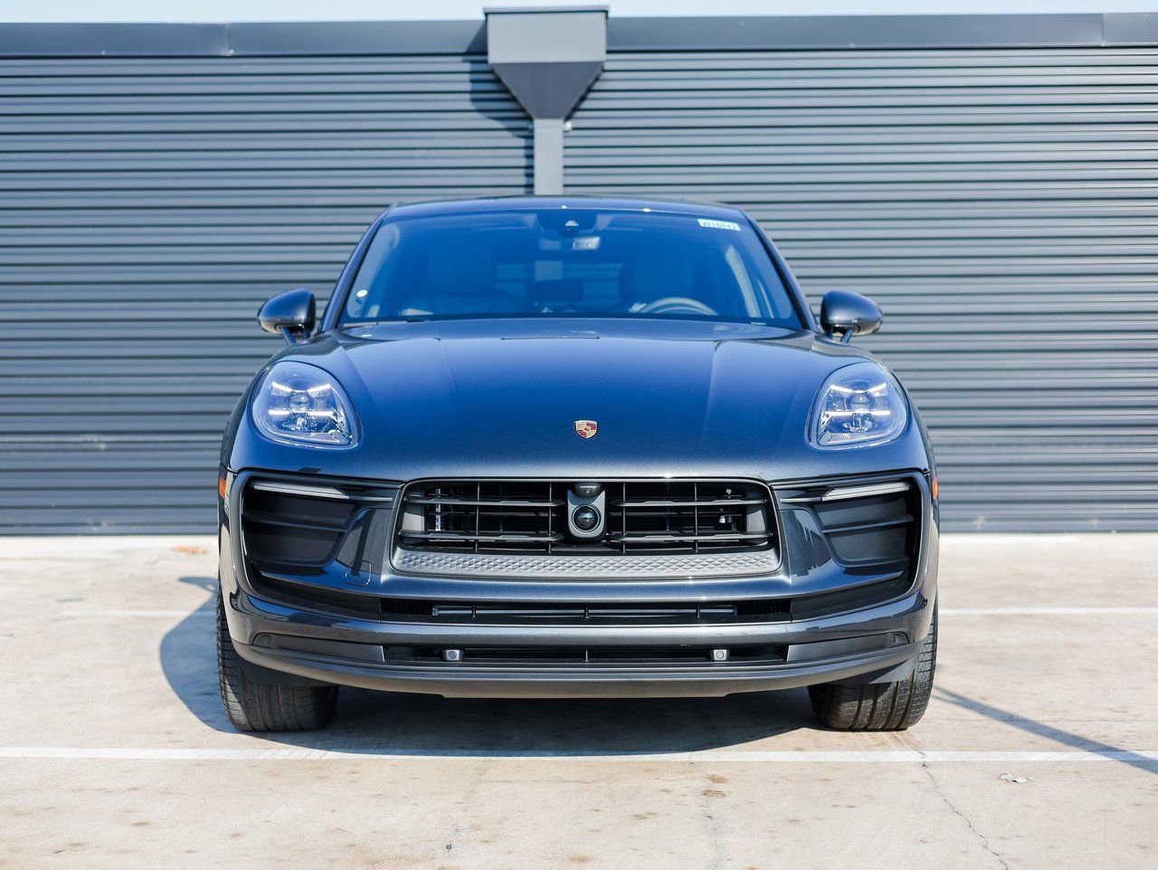 Certified 2026 Porsche Macan AWD/4WD image 10
