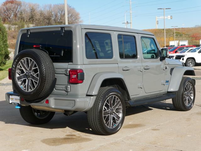 Used 2022 Jeep Wrangler Unlimited Sahara image 7
