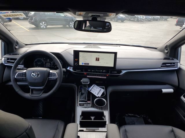 New 2026 Toyota Sienna XLE Woodland Edition image 26