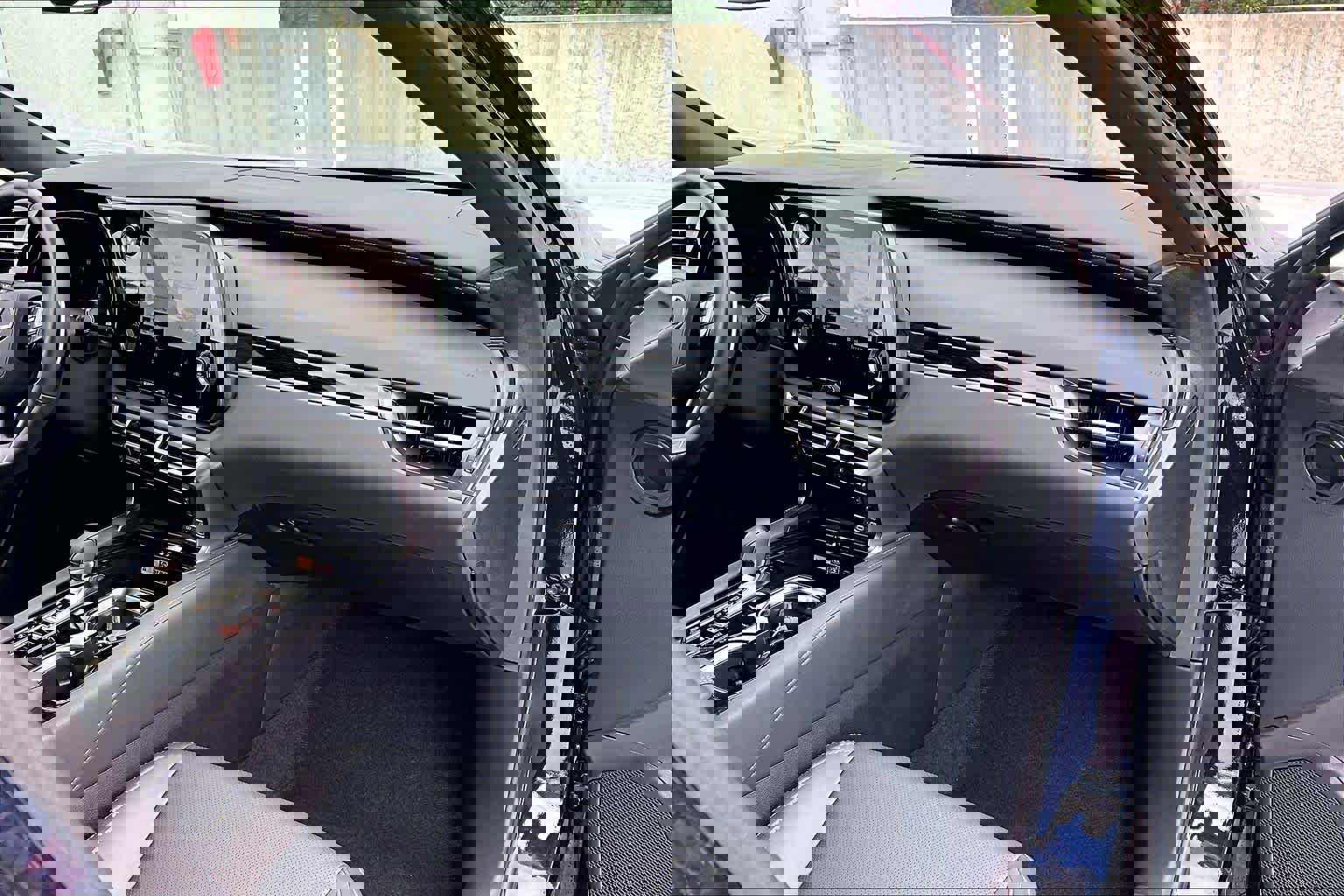 Used 2025 Lexus RX 350 FWD image 18