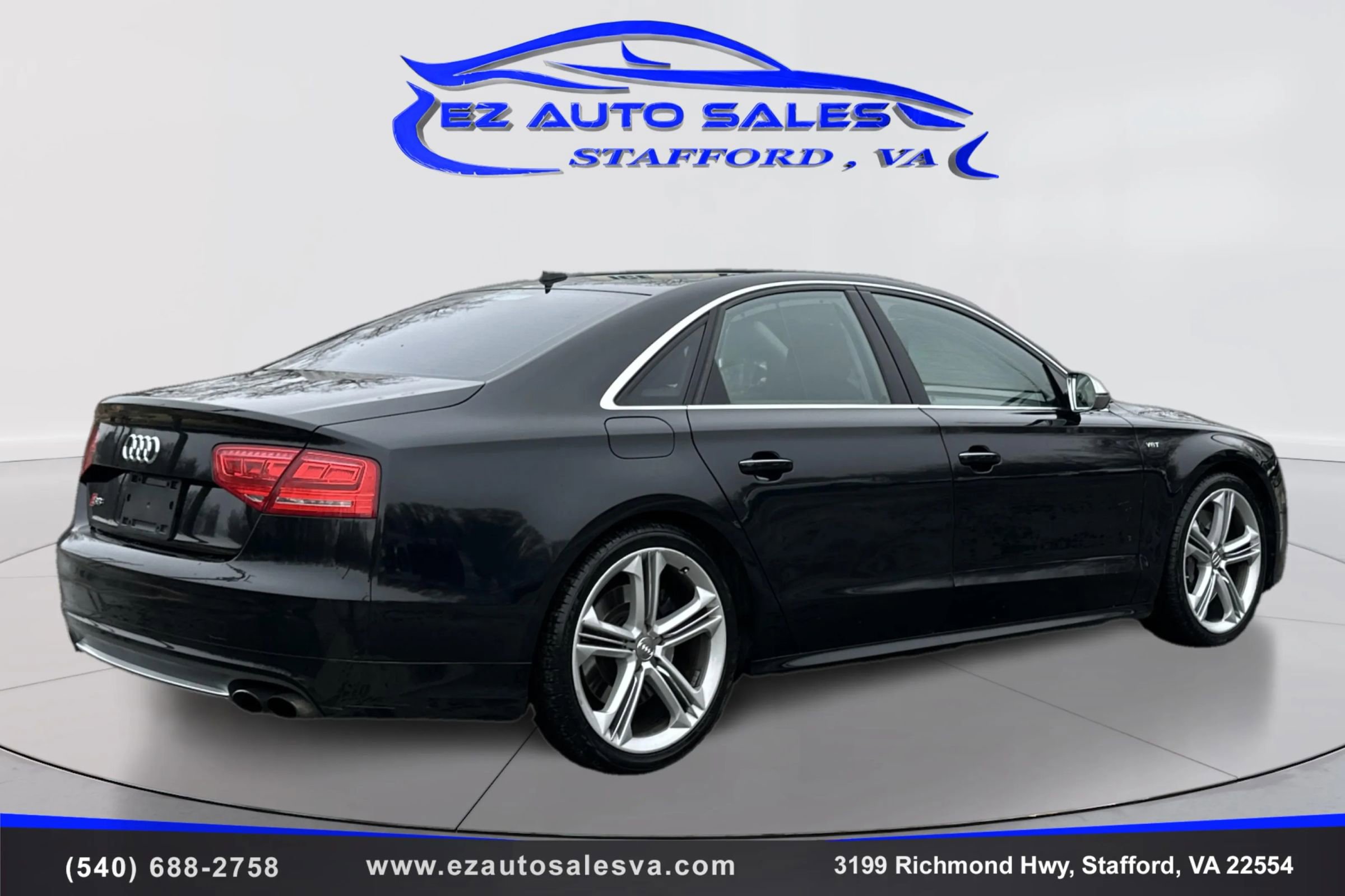 Used 2014 Audi S8 image 4