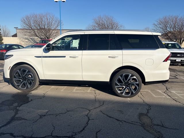 New 2026 Lincoln Navigator Reserve image 11