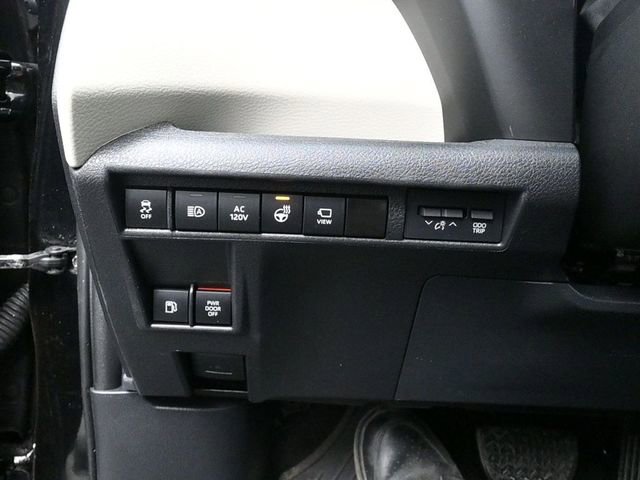 Used 2022 Toyota Sienna Platinum image 21