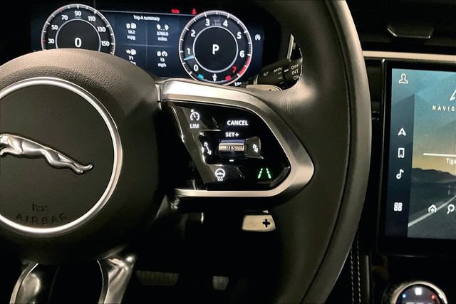 Certified 2024 Jaguar F-PACE R-Dynamic S AWD/4WD image 21