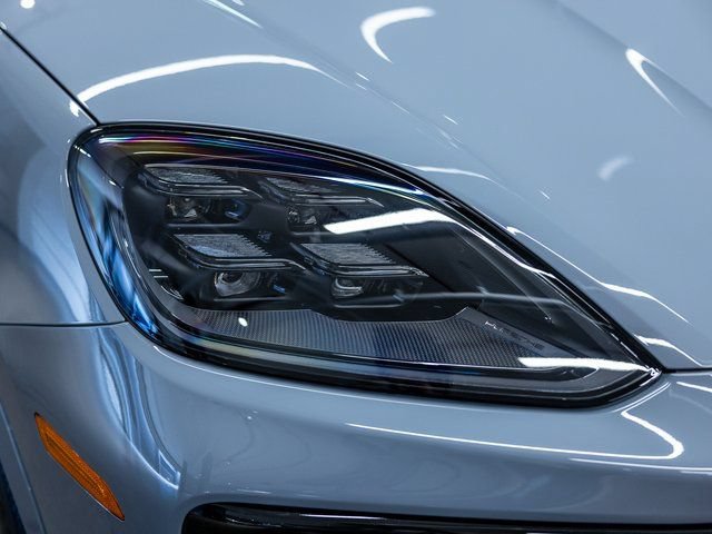 New 2026 Porsche Cayenne S AWD/4WD image 14
