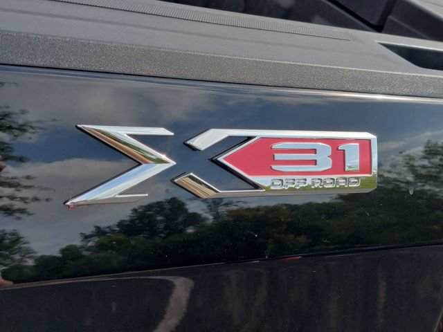 Used 2024 GMC Sierra 1500 SLT w/ SLT Premium Plus Package AWD/4WD image 45
