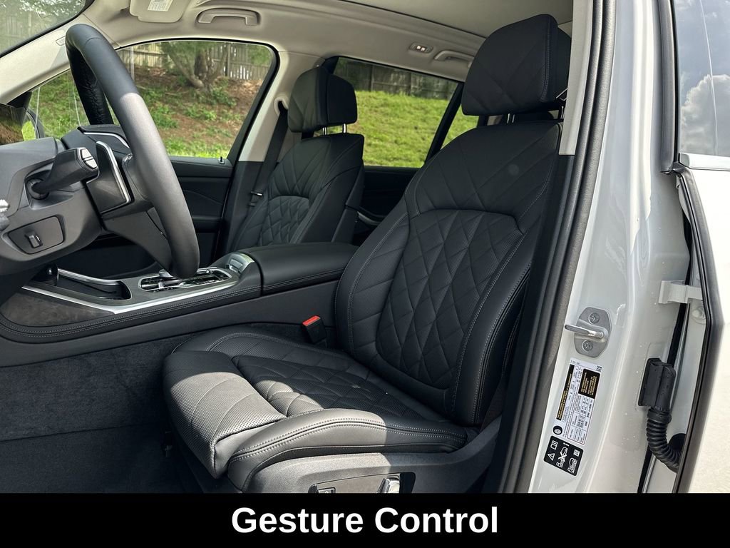 Used 2025 BMW X7 xDrive40i image 35
