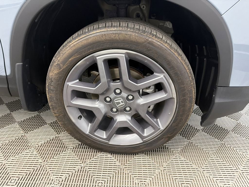 Used 2023 Honda Passport EX-L image 14