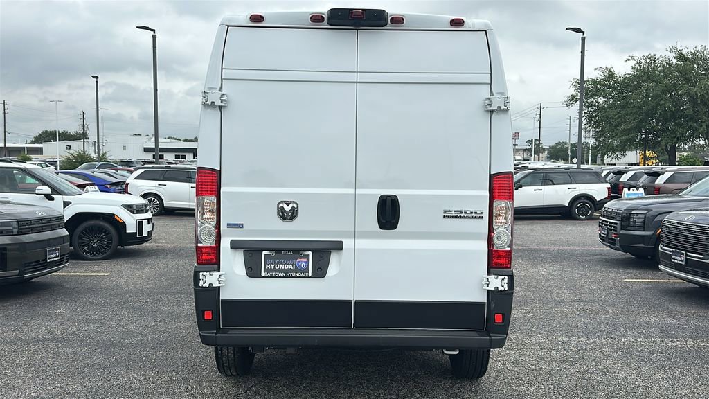 Used 2026 RAM ProMaster 2500 w/ Convenience Group FWD image 13
