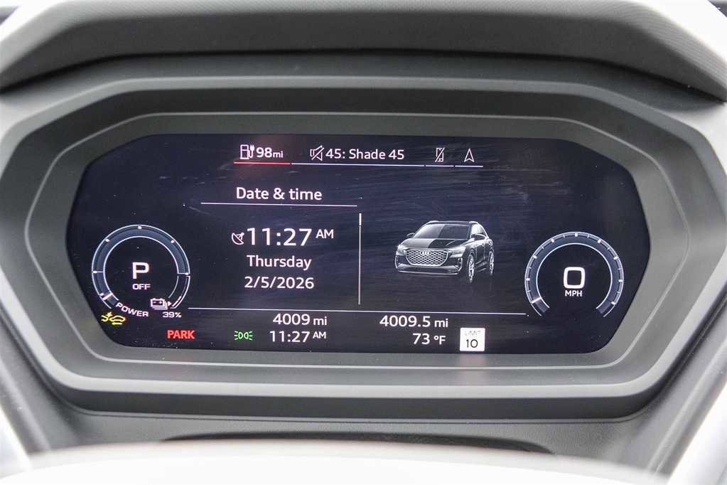 Used 2025 Audi Q4 e-tron Premium Plus w/ Premium Plus image 24