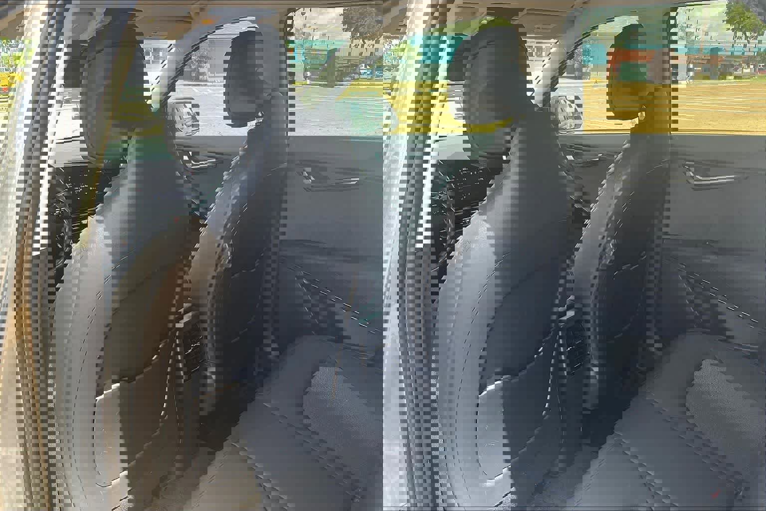 Used 2024 Kia Niro EX image 12