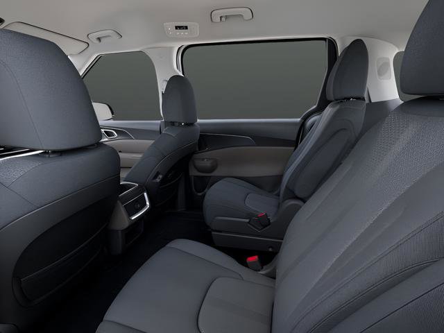 New 2026 Kia Carnival LX image 18