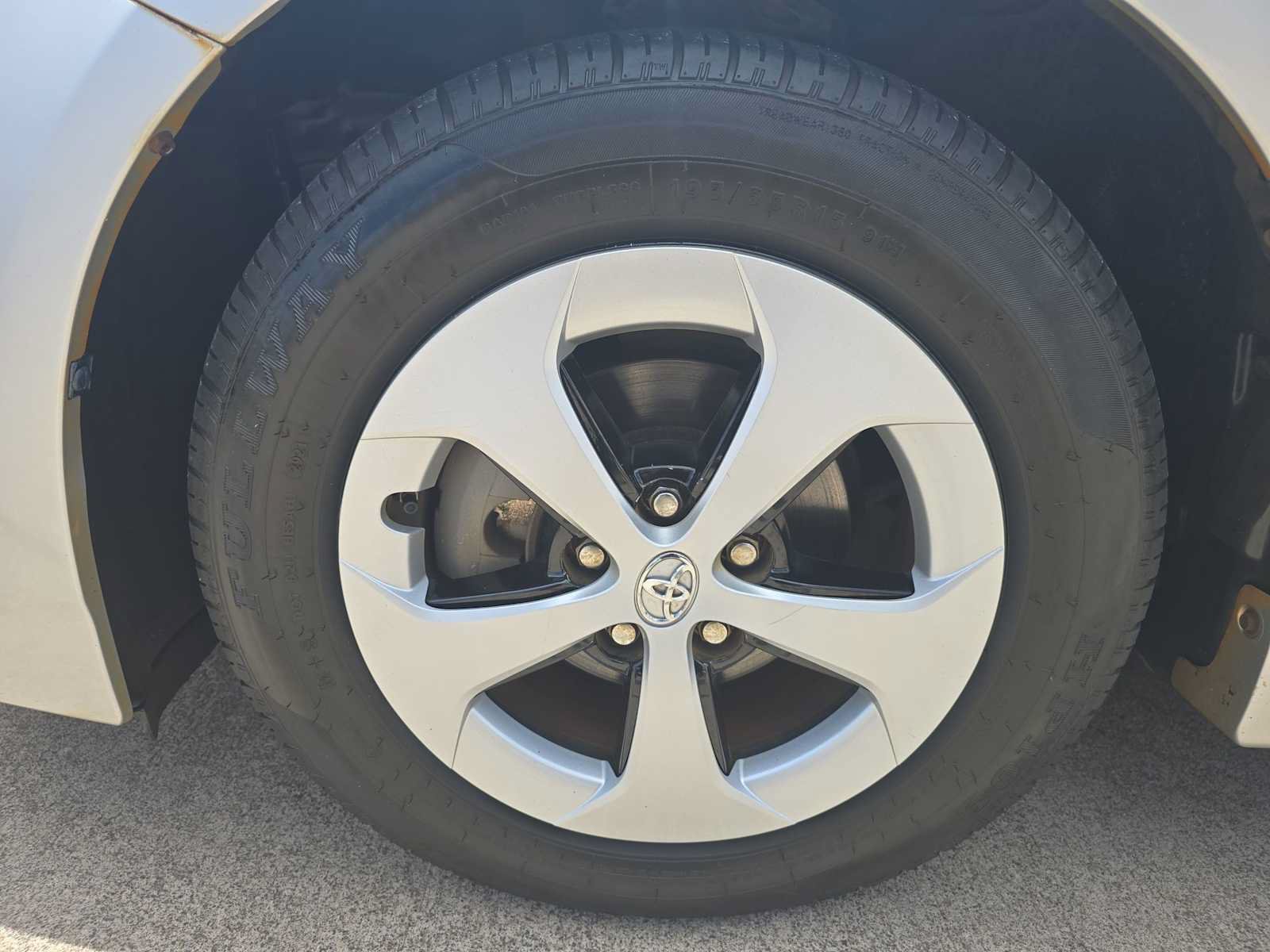Used 2013 Toyota Prius Two FWD image 19