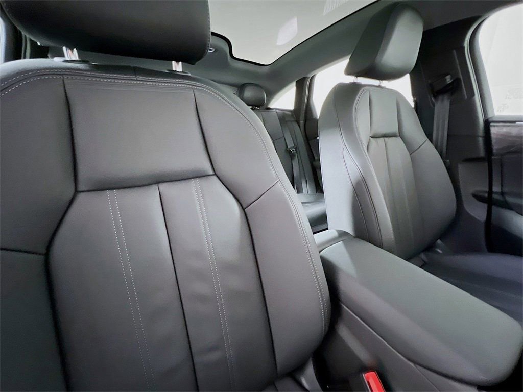 New 2025 Audi A6 e-tron Premium image 23