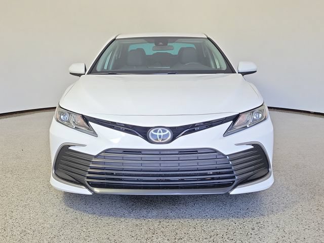 Used 2022 Toyota Camry LE FWD image 3