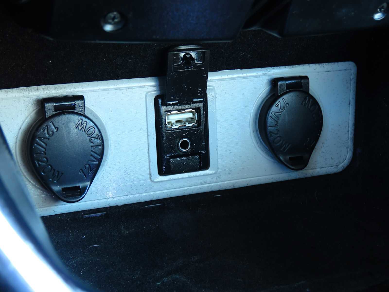 Used 2016 Toyota Avalon XLE image 30