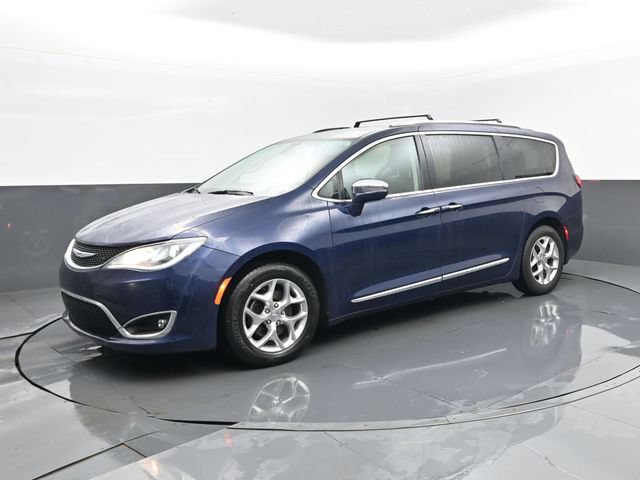 Used 2019 Chrysler Pacifica Limited FWD image 1