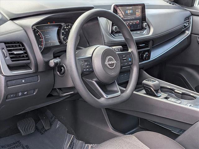 Used 2024 Nissan Rogue SV FWD image 9