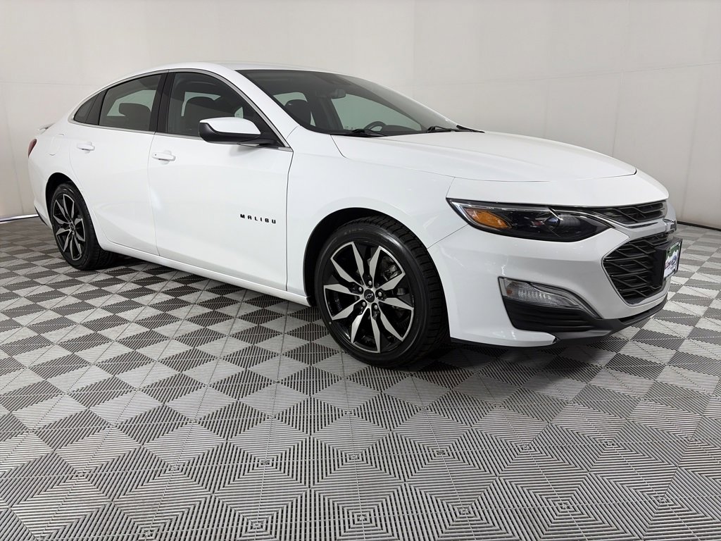 Used 2023 Chevrolet Malibu RS w/ Driver Confidence Package