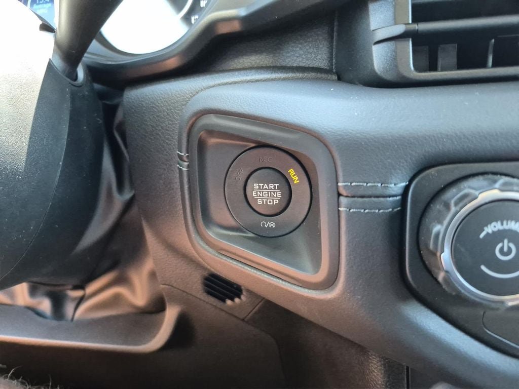 New 2026 Jeep Gladiator Rubicon AWD/4WD image 23