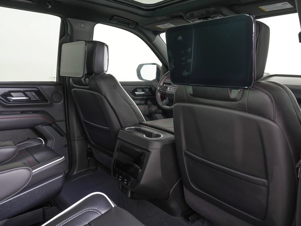 Used 2026 GMC Yukon AT4 Ultimate AWD/4WD image 18