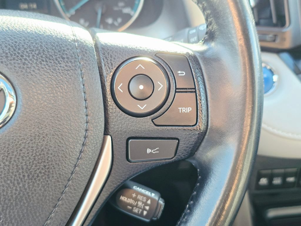 Used 2018 Toyota RAV4 Limited w/ Carpet Mat Package AWD/4WD image 29