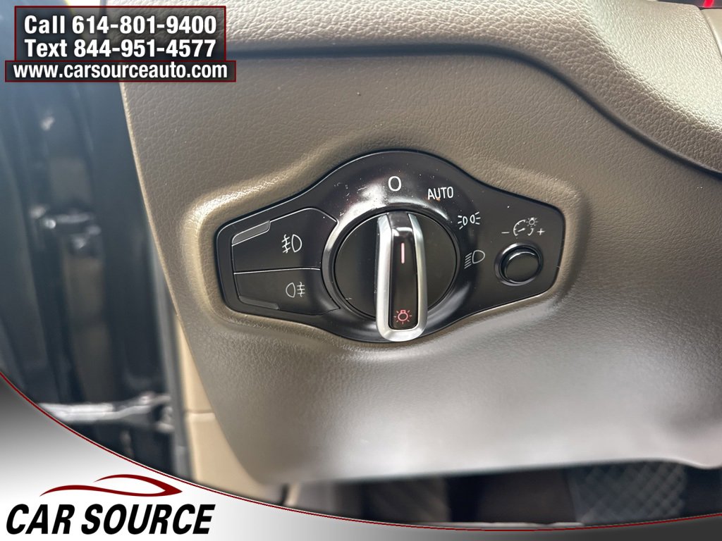 Used 2015 Audi Q5 2.0T Premium Plus w/ Technology Package image 15