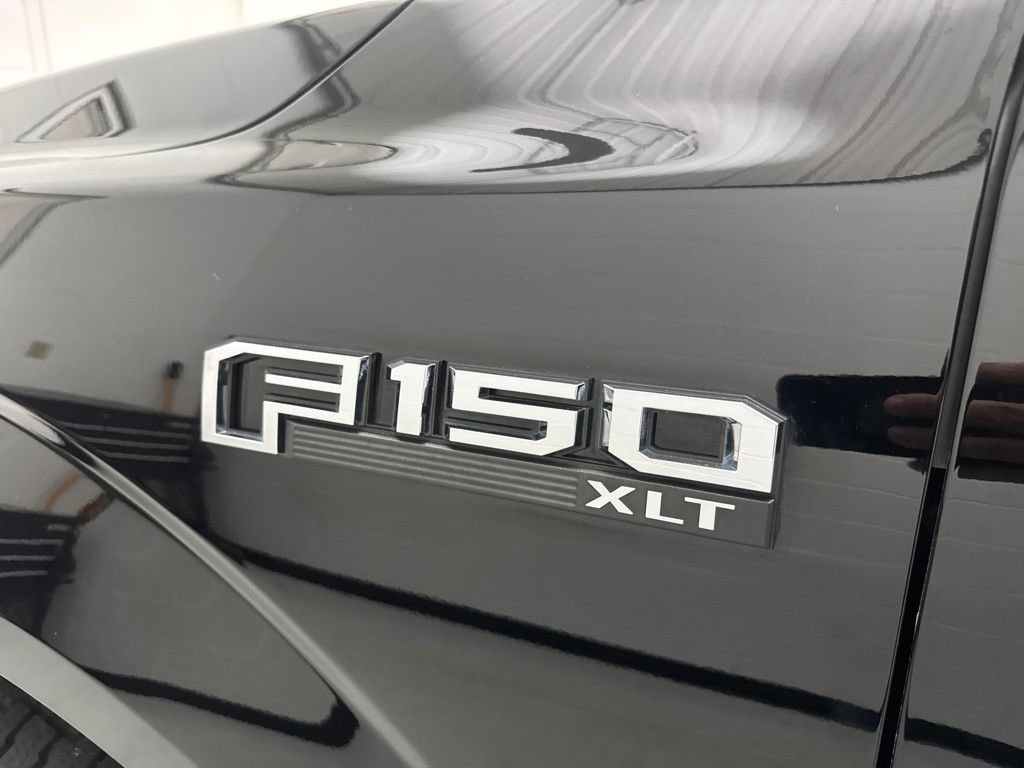 Used 2018 Ford F150 XLT w/ Equipment Group 302A Luxury AWD/4WD image 11
