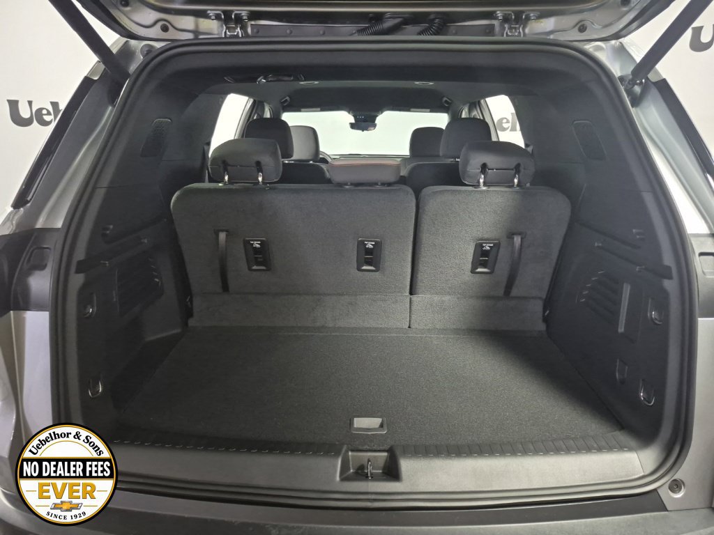 New 2026 Chevrolet Traverse LT w/ Driver Confidence Package FWD image 24
