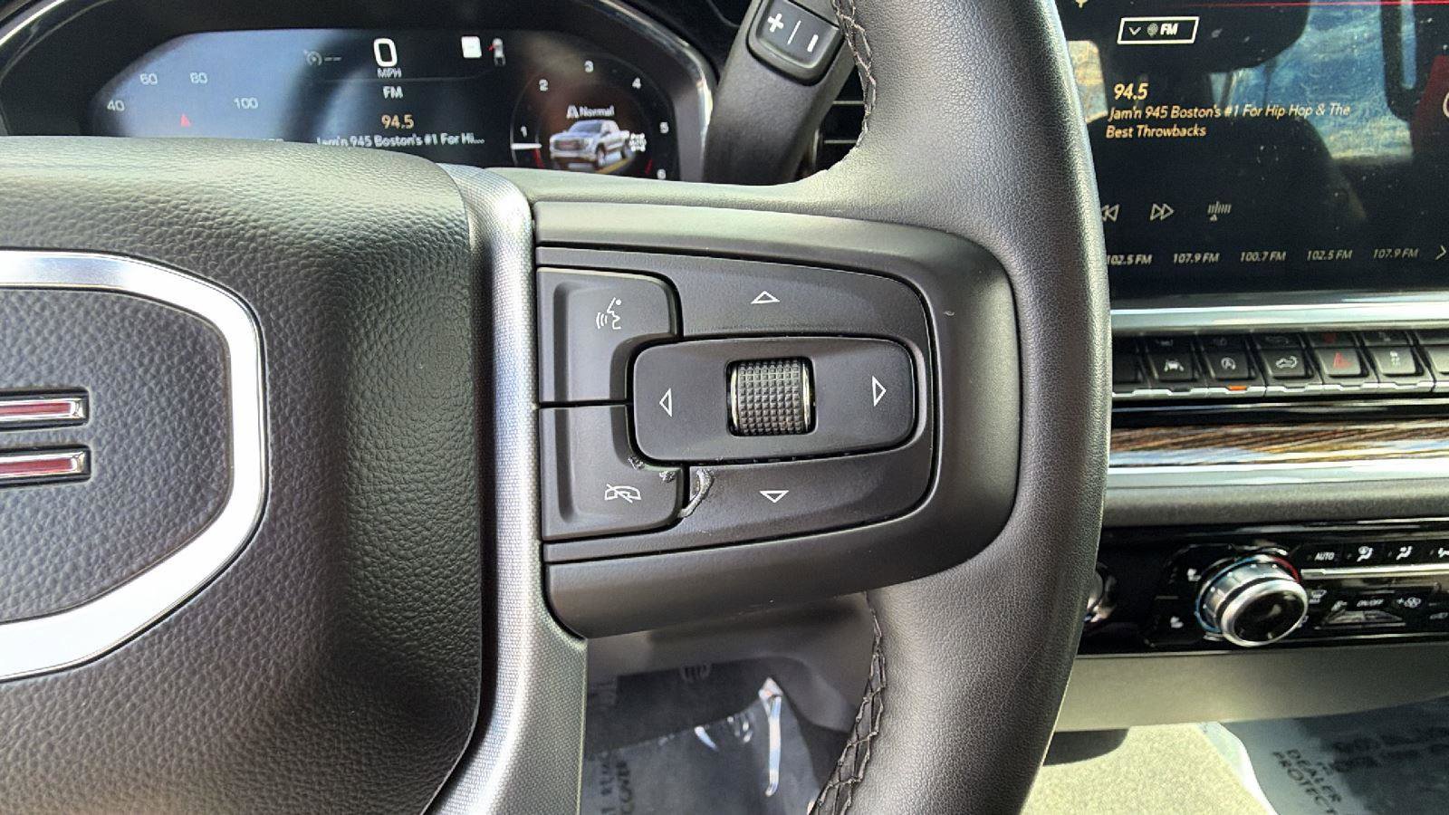 Used 2023 GMC Sierra 1500 Elevation image 28