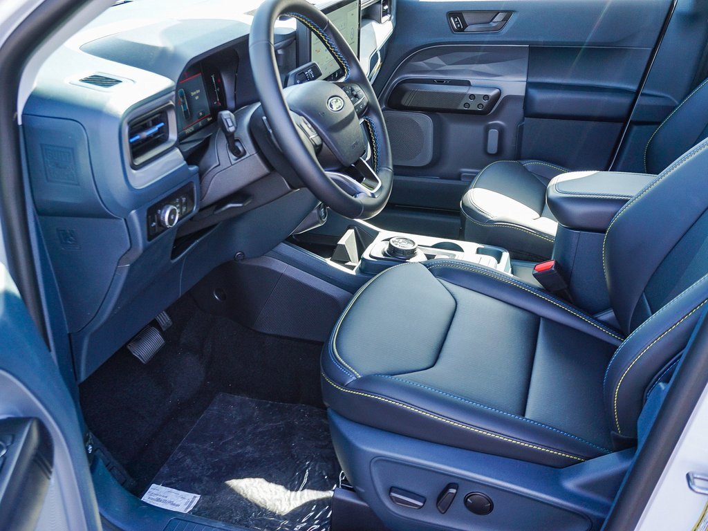 New 2025 Ford Maverick Lobo image 17