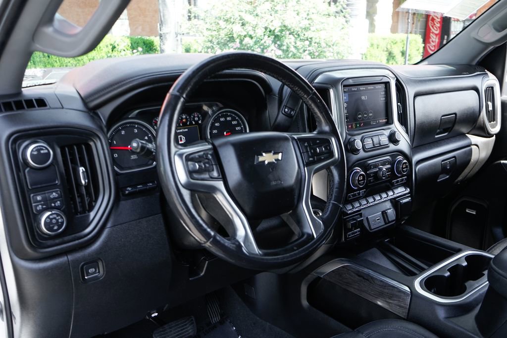 Used 2022 Chevrolet Silverado 2500 LTZ w/ LTZ Plus Package image 21