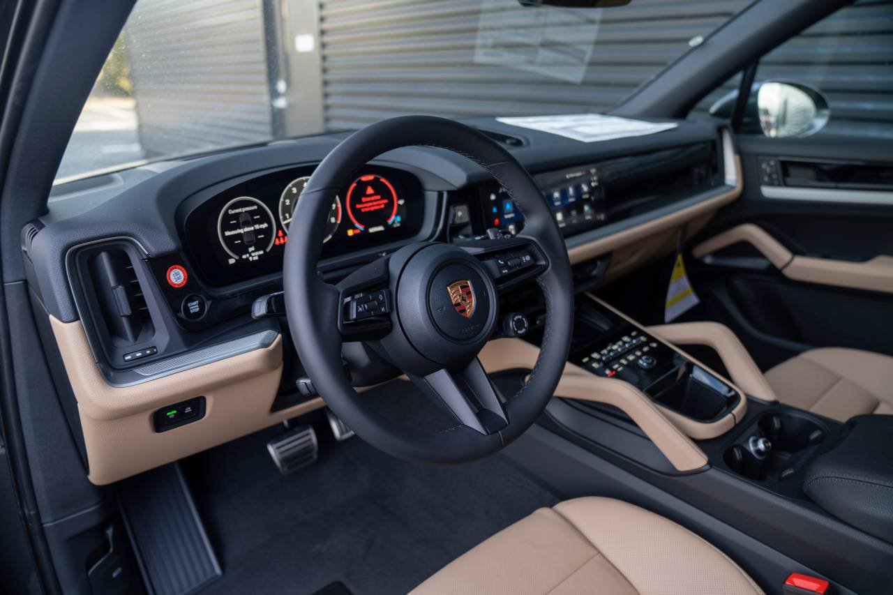 New 2026 Porsche Cayenne S AWD/4WD image 4