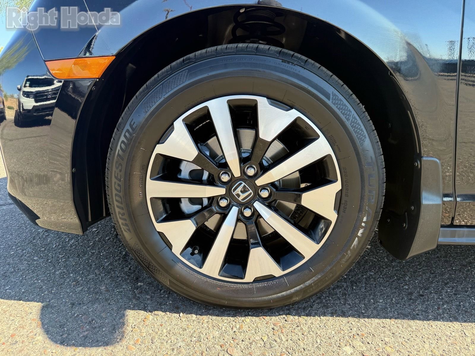 Certified 2026 Honda Odyssey EX-L image 12